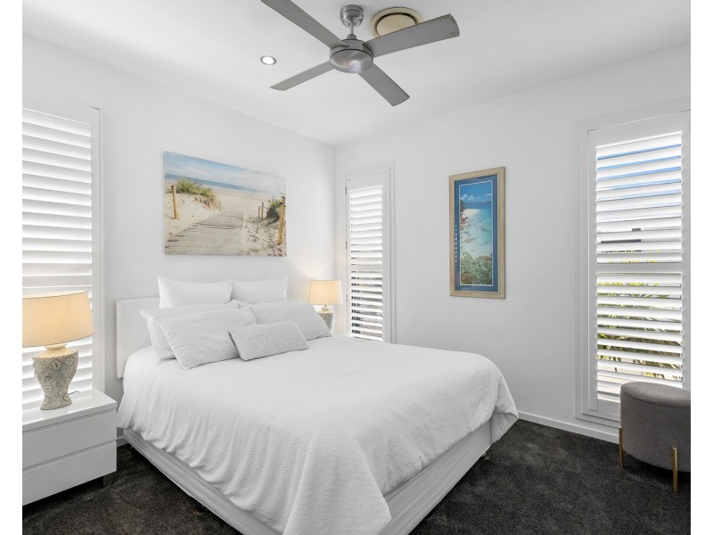 16 Breakers Place, Mount Coolum QLD 4573