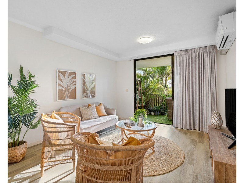 2/25 Seaside Boulevard, Marcoola QLD 4564