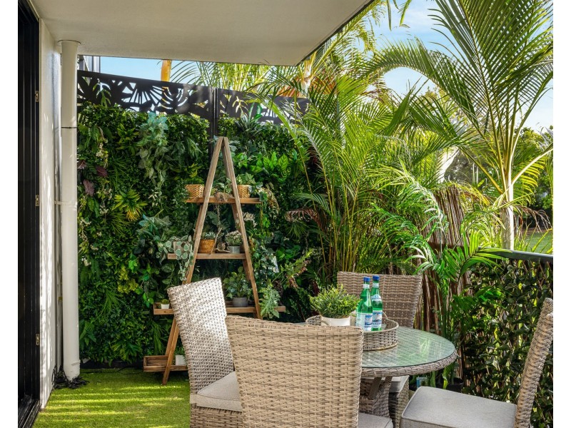 2/25 Seaside Boulevard, Marcoola QLD 4564