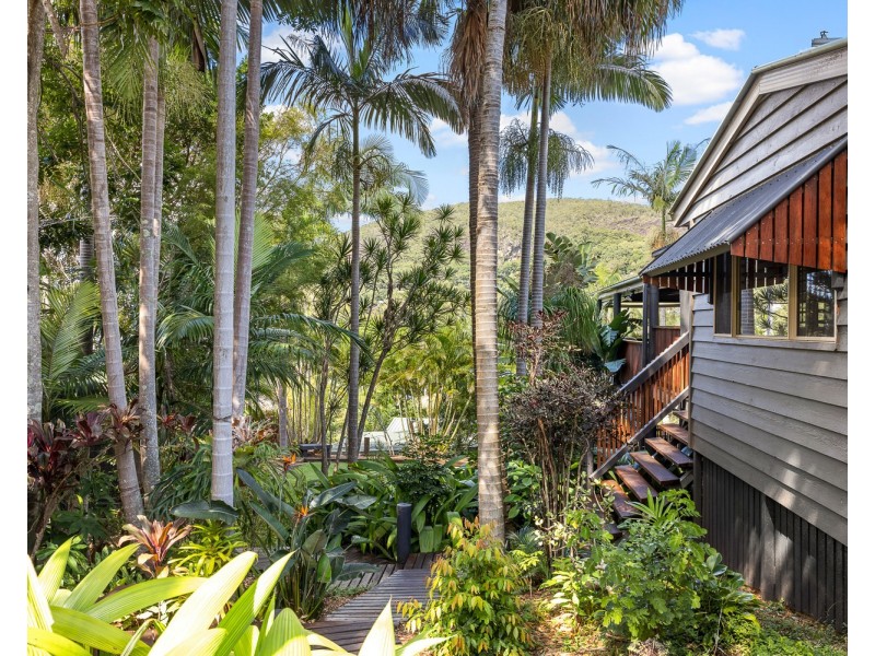 9 Regent Court, Mount Coolum QLD 4573