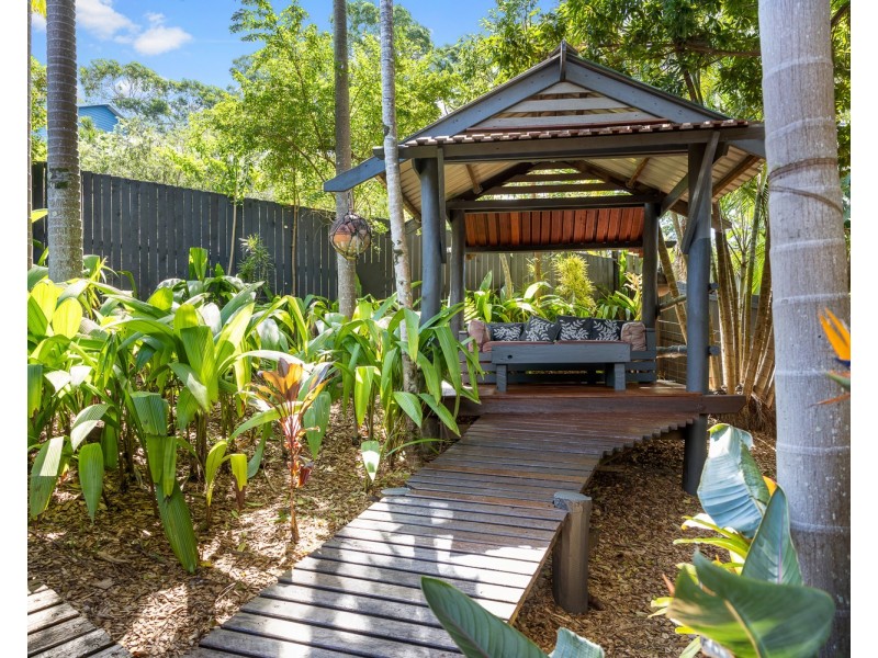 9 Regent Court, Mount Coolum QLD 4573
