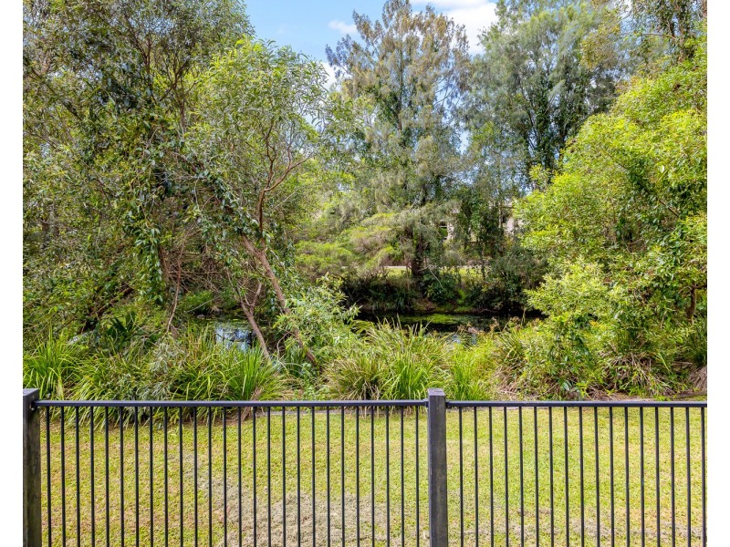 4 Liekefett Way, Little Mountain QLD 4551