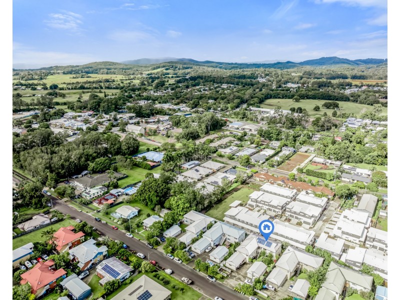 6/6A Low Street, Yandina QLD 4561