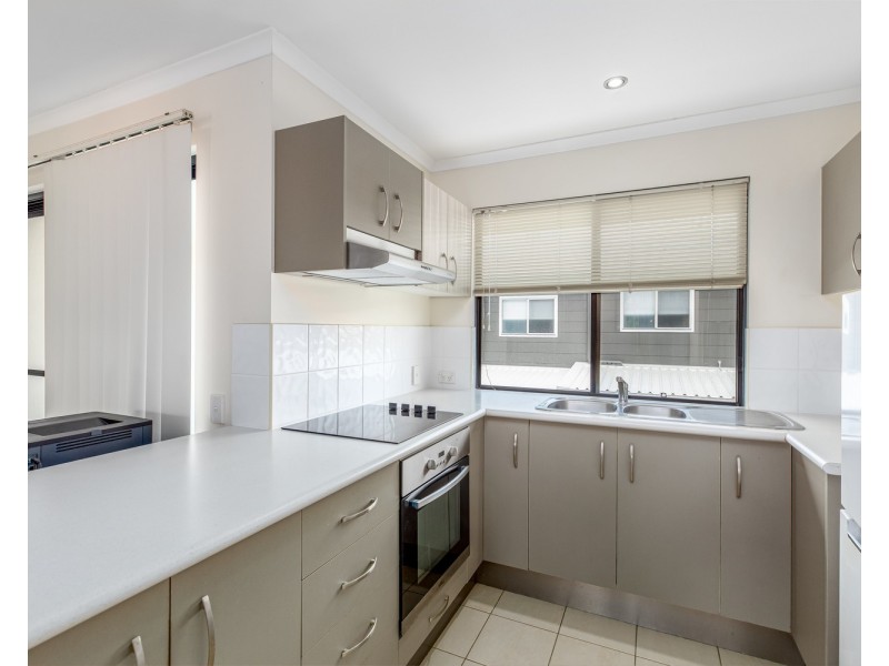 6/6A Low Street, Yandina QLD 4561