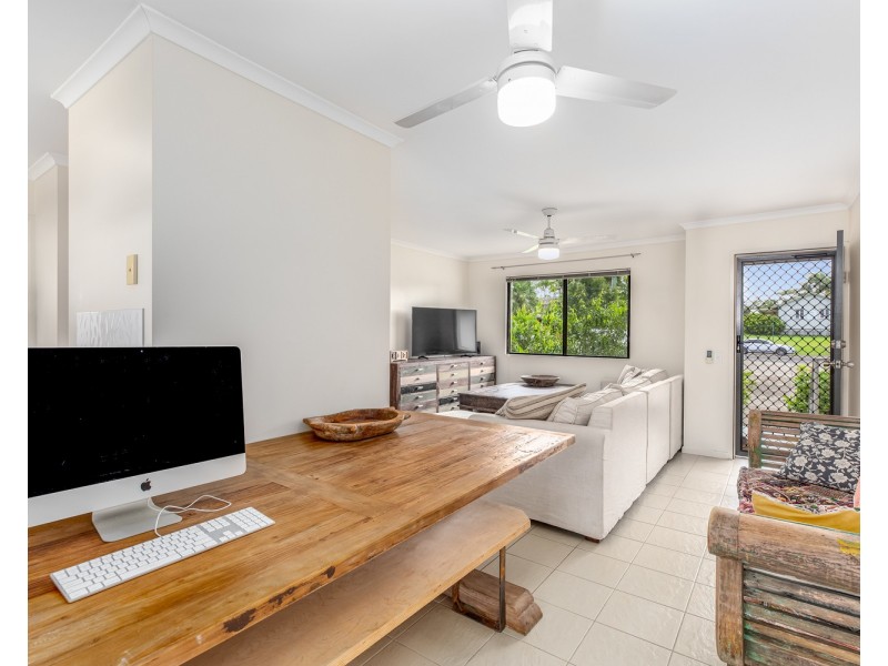 6/6A Low Street, Yandina QLD 4561