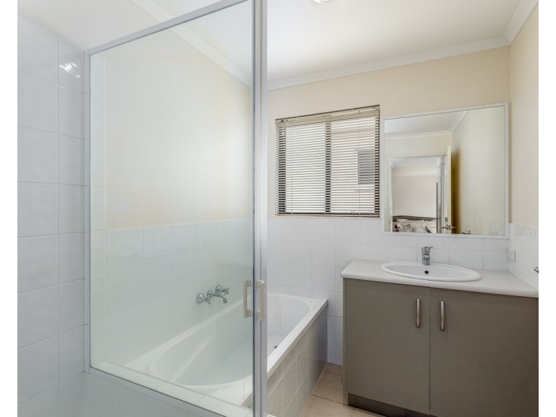 6/6A Low Street, Yandina QLD 4561