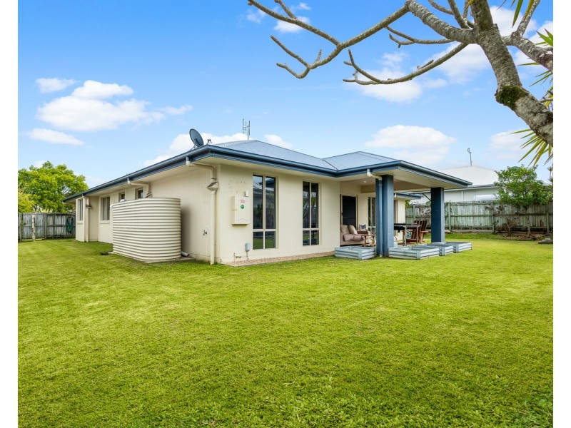 17 Tamarind Street, Meridan Plains QLD 4551