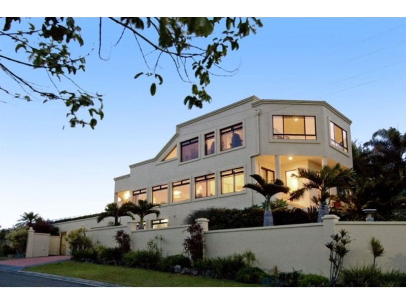 15 Neurum Road, Coolum Beach QLD 4573