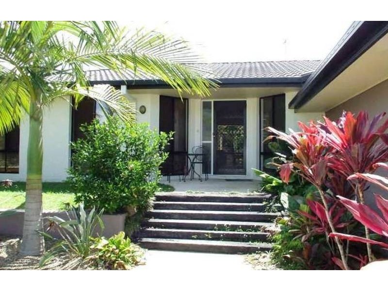 11 Sunstone Court, Yaroomba QLD 4573