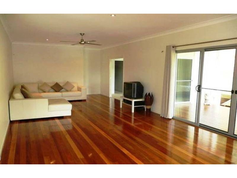 35 Skylark Street, Coolum Beach QLD 4573