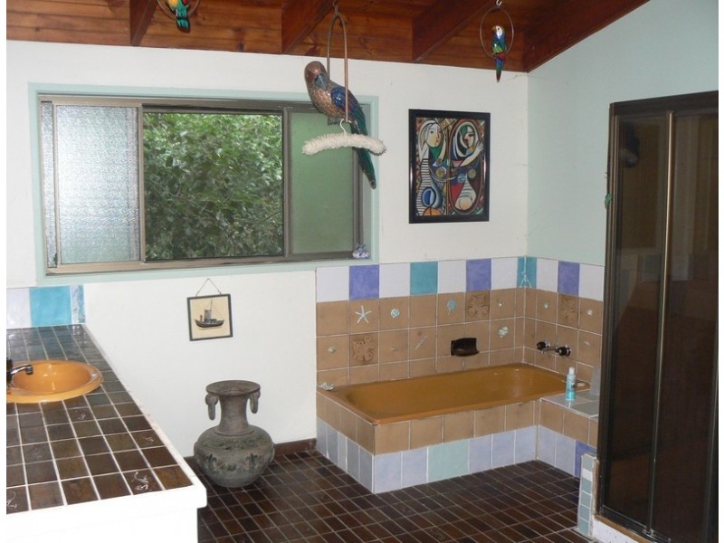 65 Thomson Valley Road, Valdora QLD 4561