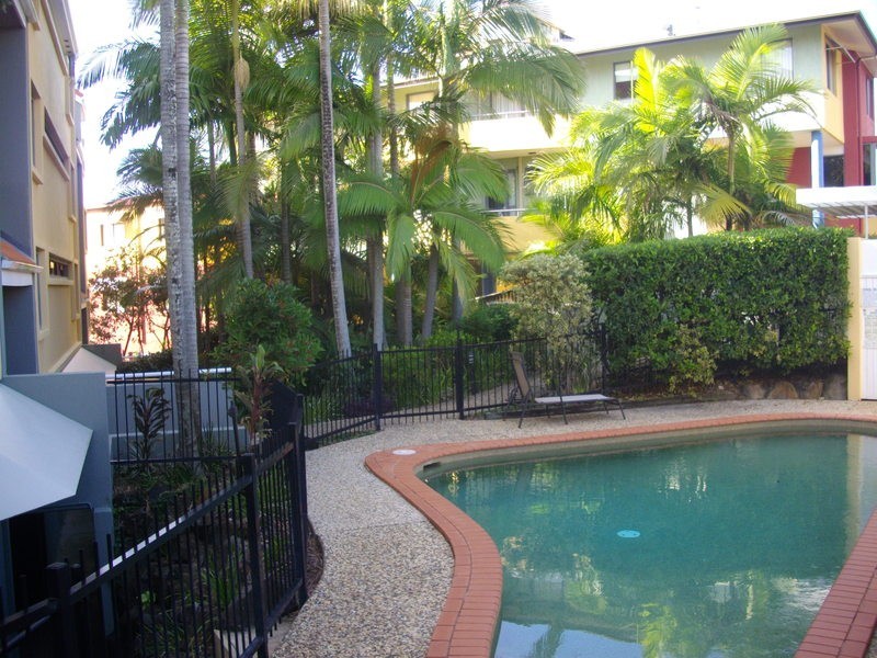 8/6 Frank Street, Coolum Beach QLD 4573