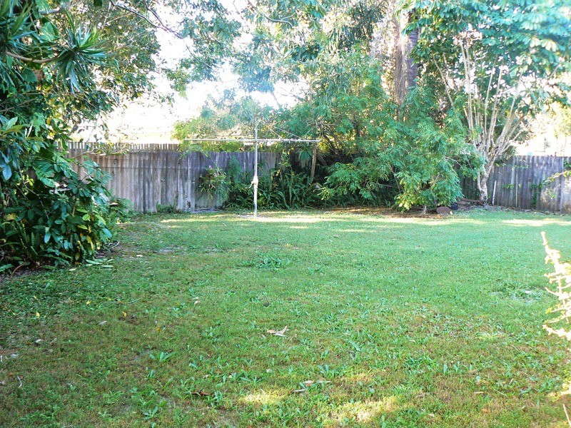 8 Seaspray Avenue, Coolum Beach QLD 4573