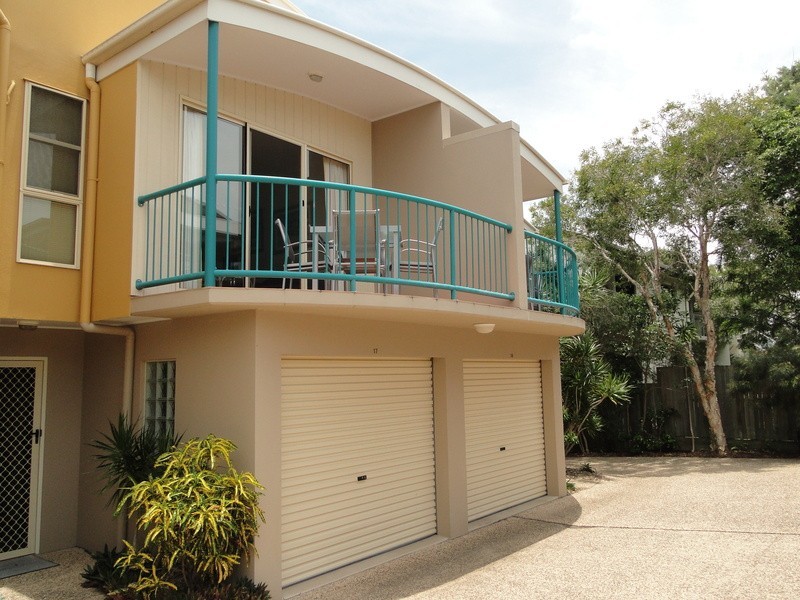 17/3  First Avenue, Coolum Beach QLD 4573