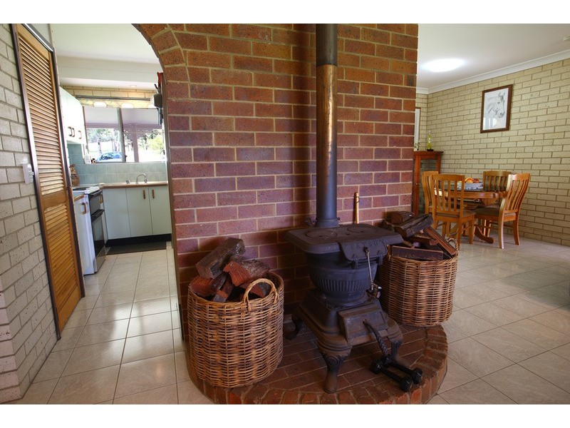 566 Valdora Road, Valdora QLD 4561