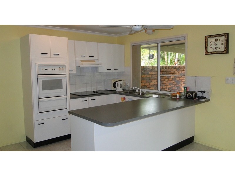 2/112 Warran Road, Yaroomba QLD 4573
