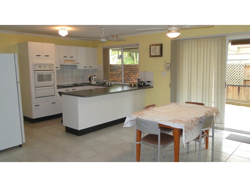 2/112 Warran Road, Yaroomba QLD 4573