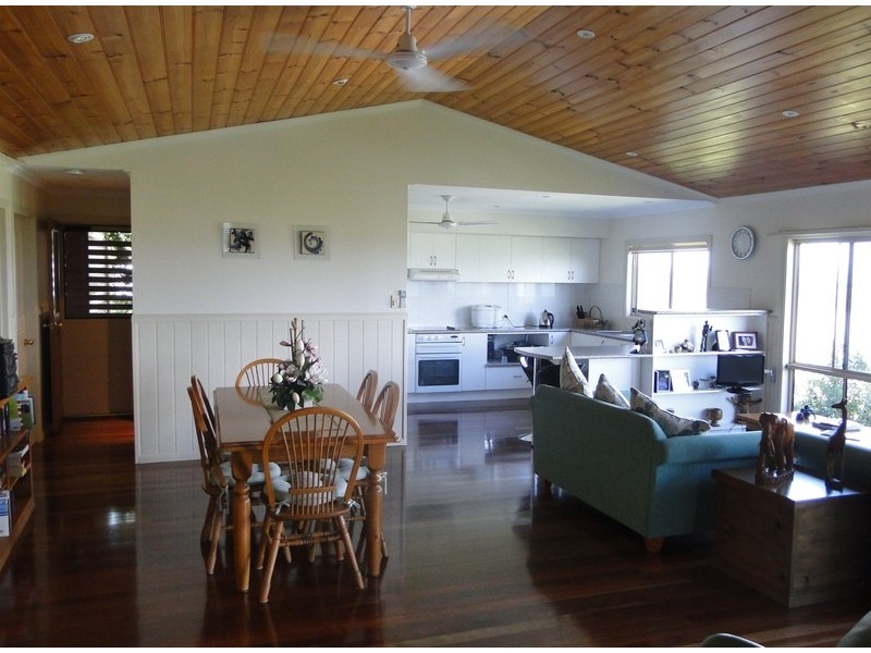16 Hummingbird Terrace, Coolum Beach QLD 4573