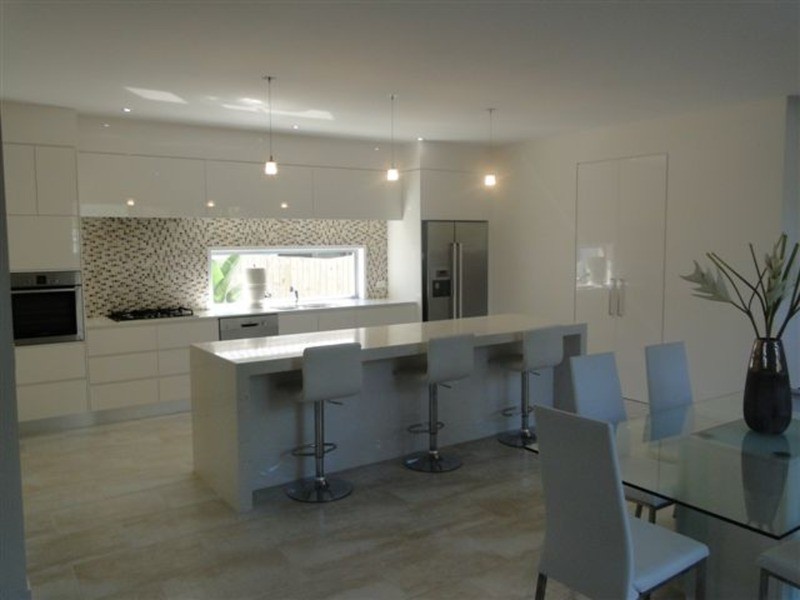 18 Seaspray Avenue, Coolum Beach QLD 4573