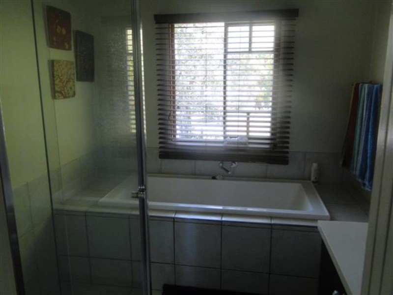 3 Jeenon Street, Mount Coolum QLD 4573