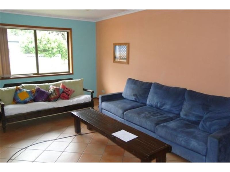 16 Yerranya Row, Coolum Beach QLD 4573