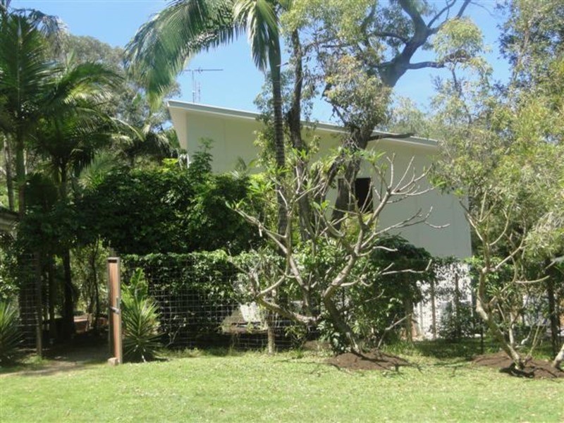 3 Jeenon Street, Mount Coolum QLD 4573