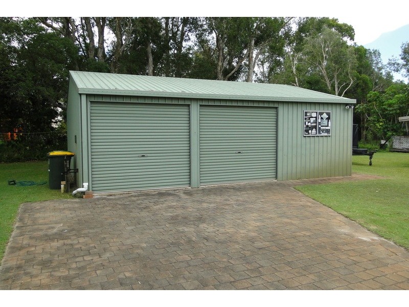 33 Seaspray Avenue, Coolum Beach QLD 4573