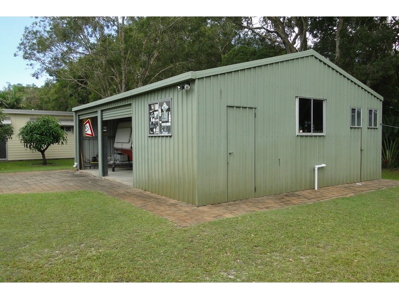 33 Seaspray Avenue, Coolum Beach QLD 4573