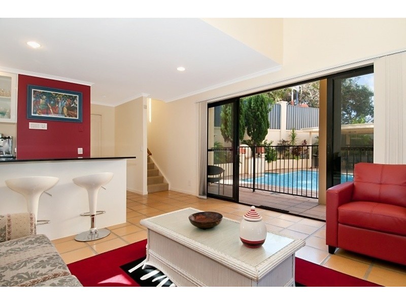 15 Neurum Road, Yaroomba QLD 4573