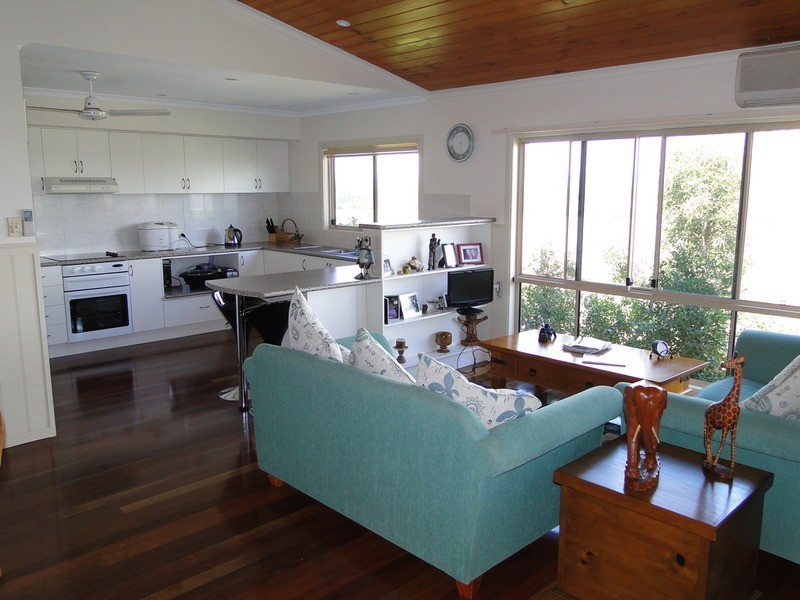 16 Hummingbird Terrace, Coolum Beach QLD 4573