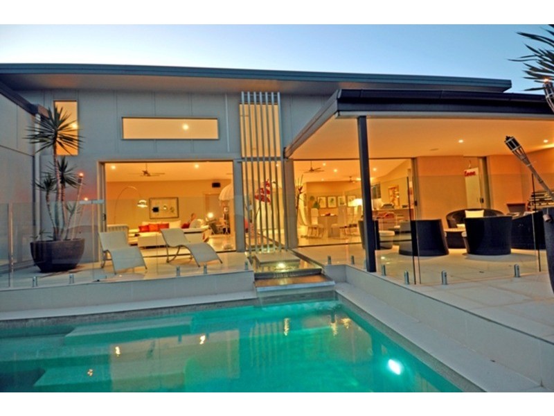 2 Glen Abby Avenue, Peregian Springs QLD 4573