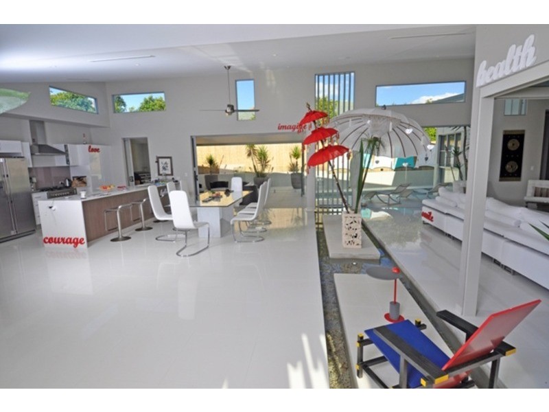 2 Glen Abby Avenue, Peregian Springs QLD 4573