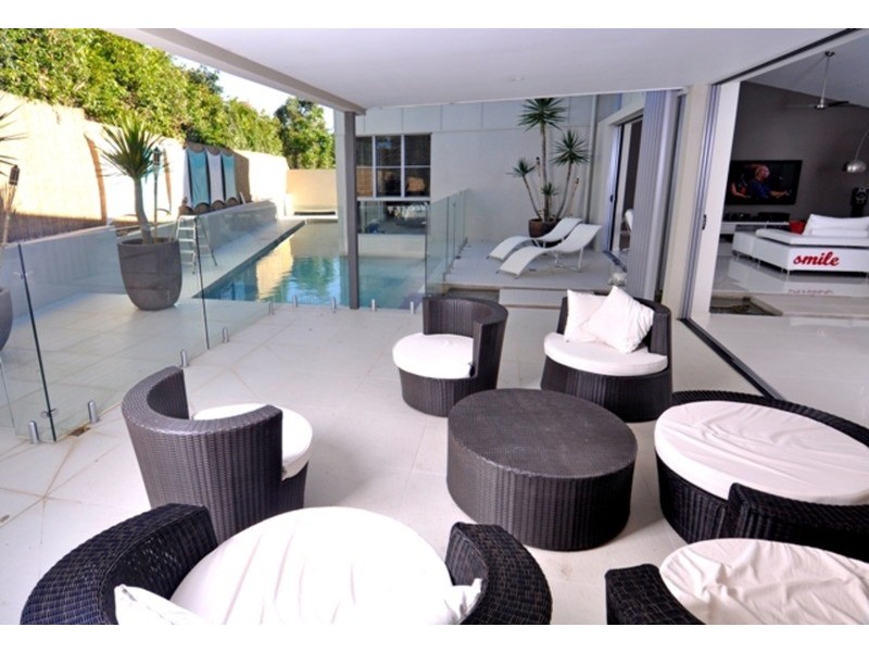 2 Glen Abby Avenue, Peregian Springs QLD 4573