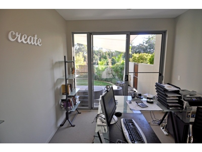 2 Glen Abby Avenue, Peregian Springs QLD 4573