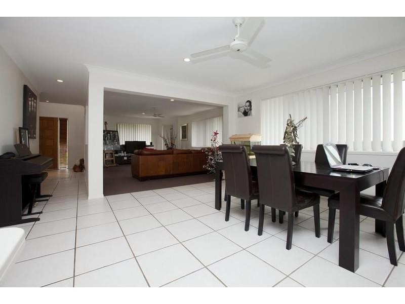 17 Forest Ridge Circuit, Peregian Springs QLD 4573