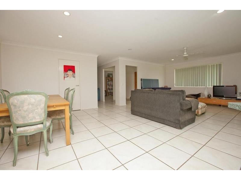 13 Greenside Court, Peregian Springs QLD 4573