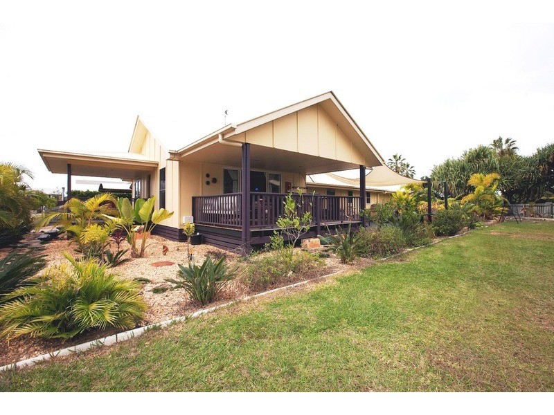 35 Lakedrive Crescent, Marcoola QLD 4564