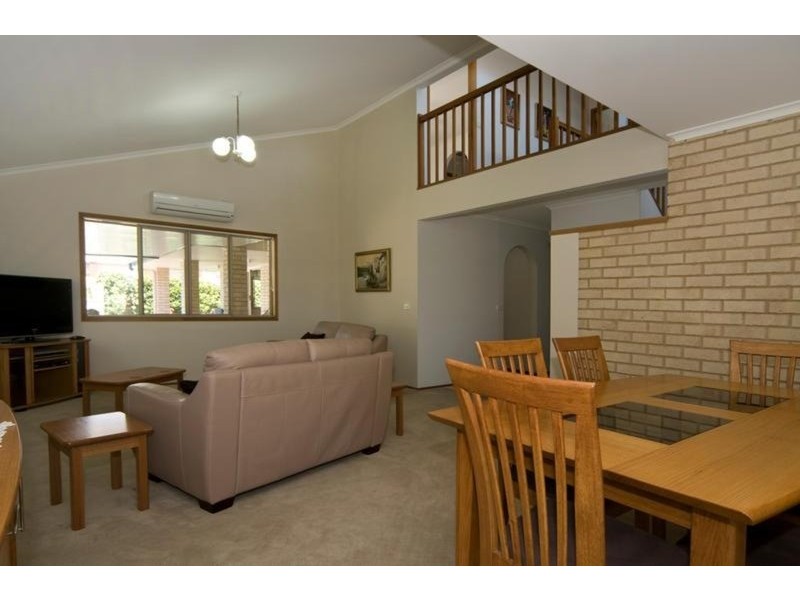 8 Kallatina Court, Mount Coolum QLD 4573