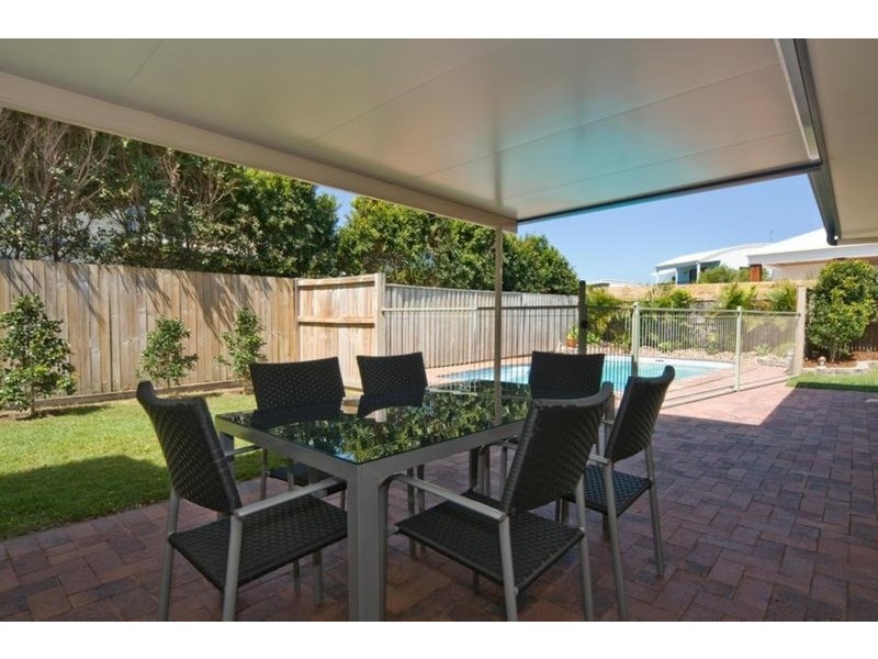 8 Kallatina Court, Mount Coolum QLD 4573