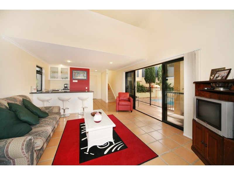 15 Neurum Road, Yaroomba QLD 4573