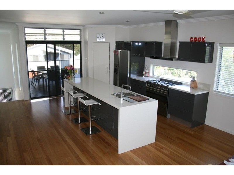 6 Coral Place, Coolum Beach QLD 4573