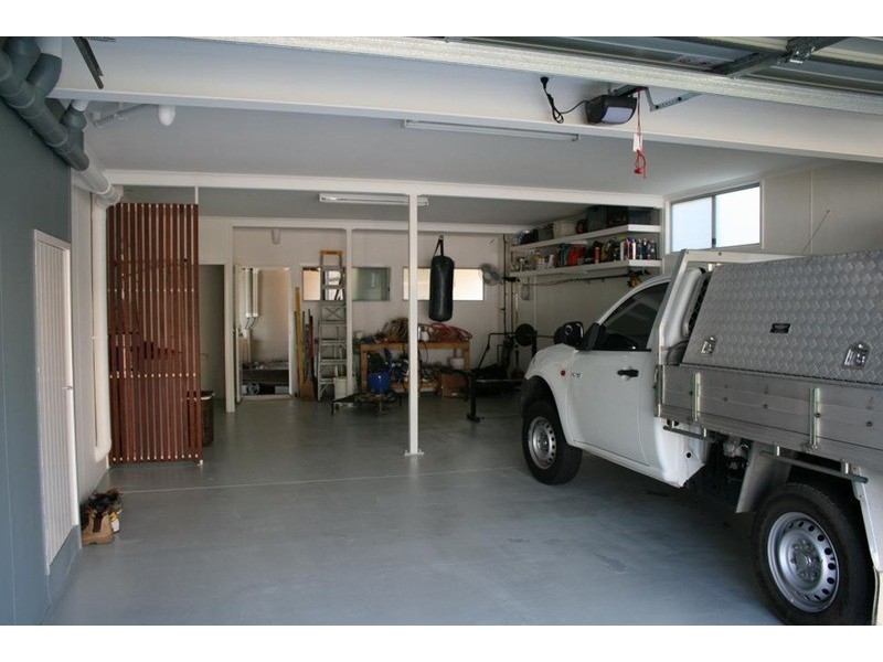 6 Coral Place, Coolum Beach QLD 4573