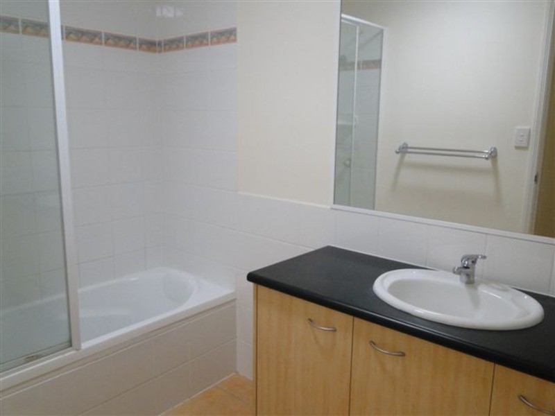 2/11 Eastern Court, Mount Coolum QLD 4573