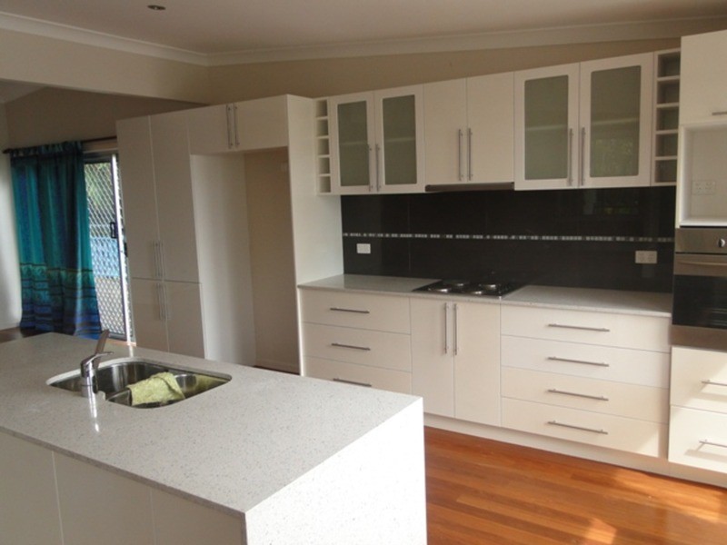 1574 David Low Way, Point Arkwright QLD 4573