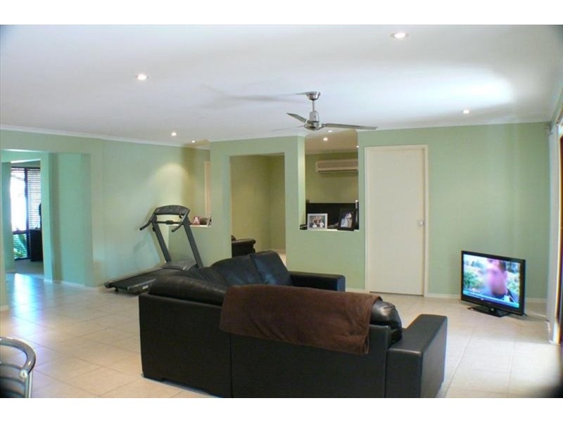 2 First Avenue, Marcoola QLD 4564