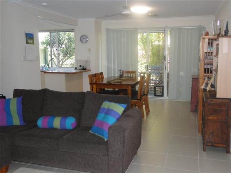 2/63 Cassia Avenue, Coolum Beach QLD 4573