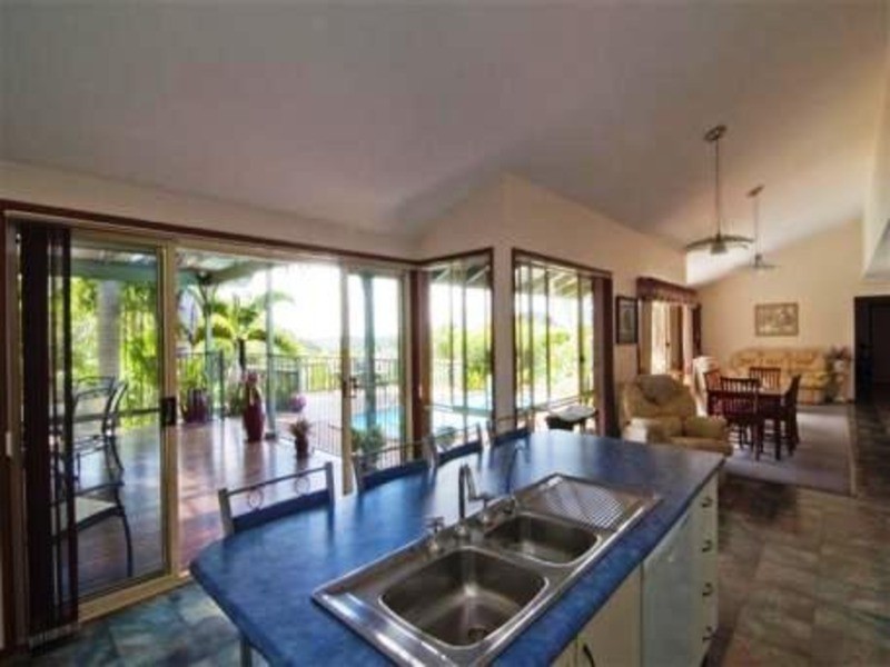 13 Tinarra Close, Ninderry QLD 4561
