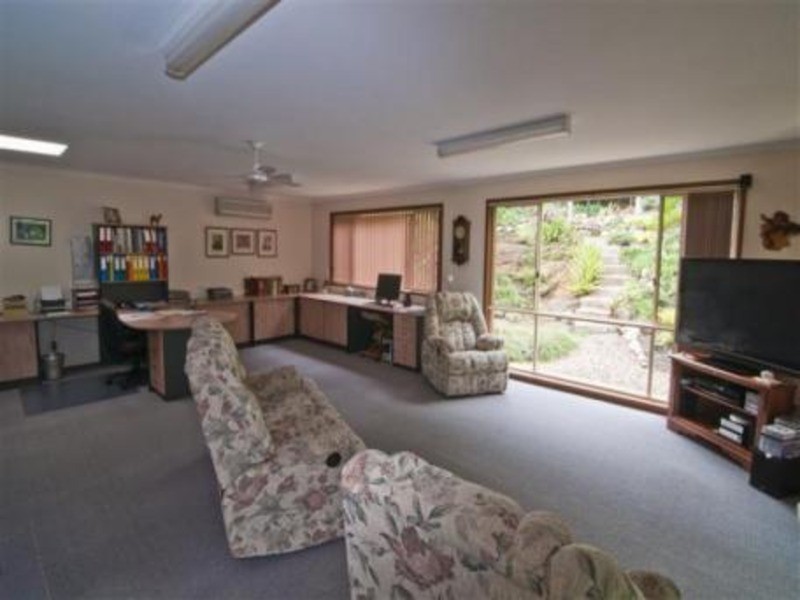 13 Tinarra Close, Ninderry QLD 4561