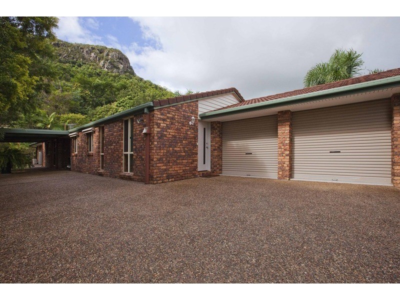13 Tinarra Close, Ninderry QLD 4561