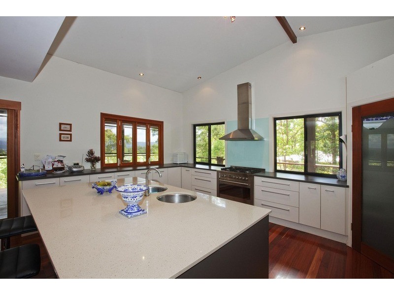 379 Ninderry Road, Ninderry QLD 4561